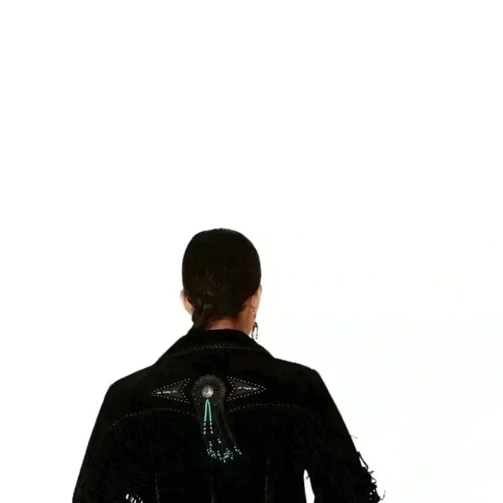 Scully - Picture 4 of 16